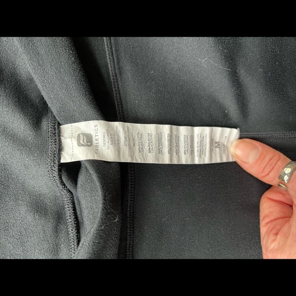 Fabletics bundle - Picture 5 of 8